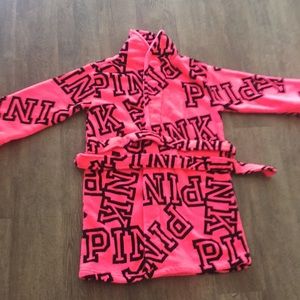 Victoria’s Secret pink robe xs